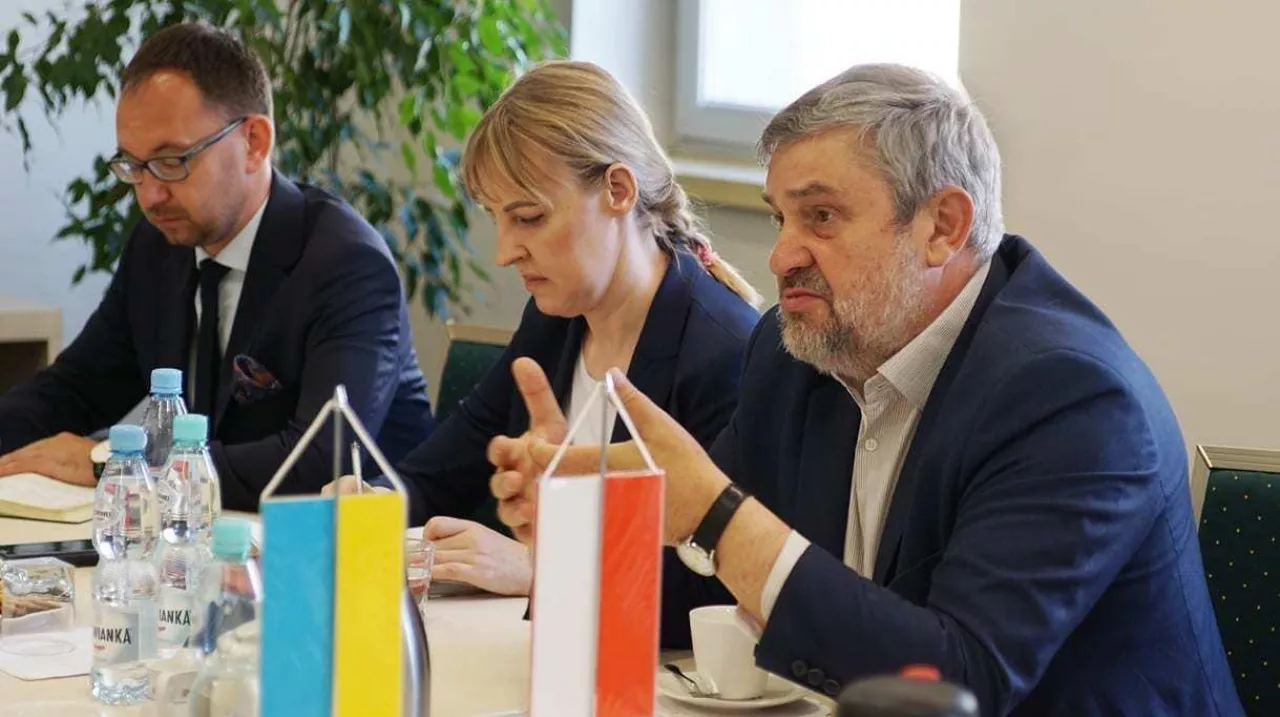 Minister J. K. Ardanowski podczas rozmowy z ambasadorem Ukrainy