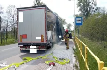 Pożar naczepy z nawozami