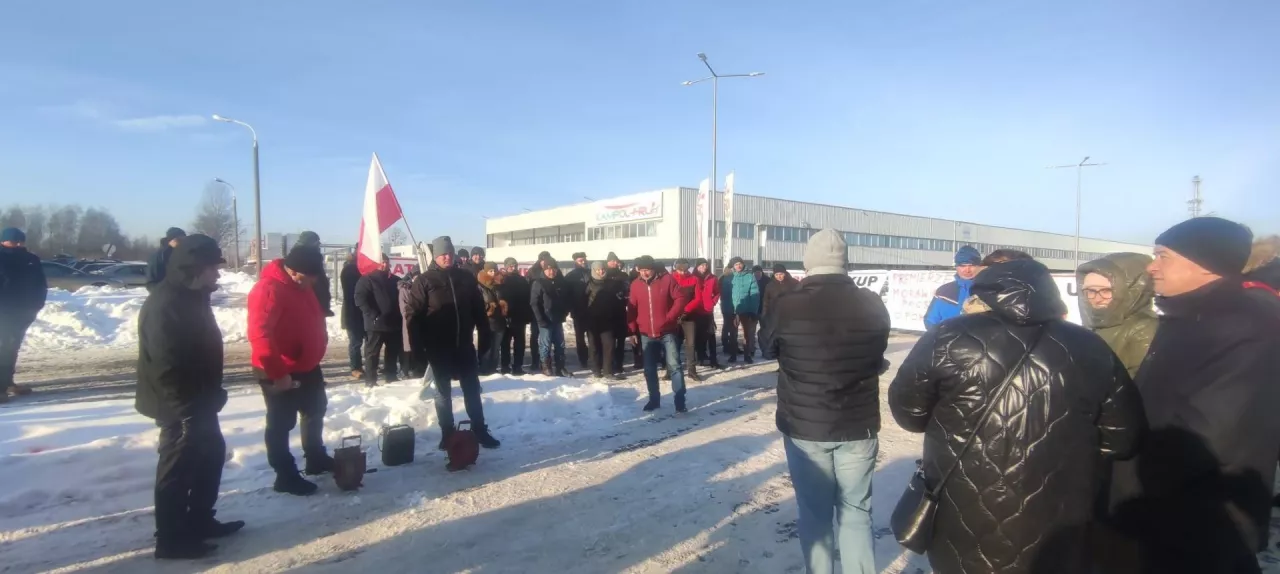 Oszukani przez KAMPOL-FRUIT - tweeter Paweł Agrestt_