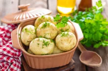 roczne spożycie ziemniaków na osobę w Polsce