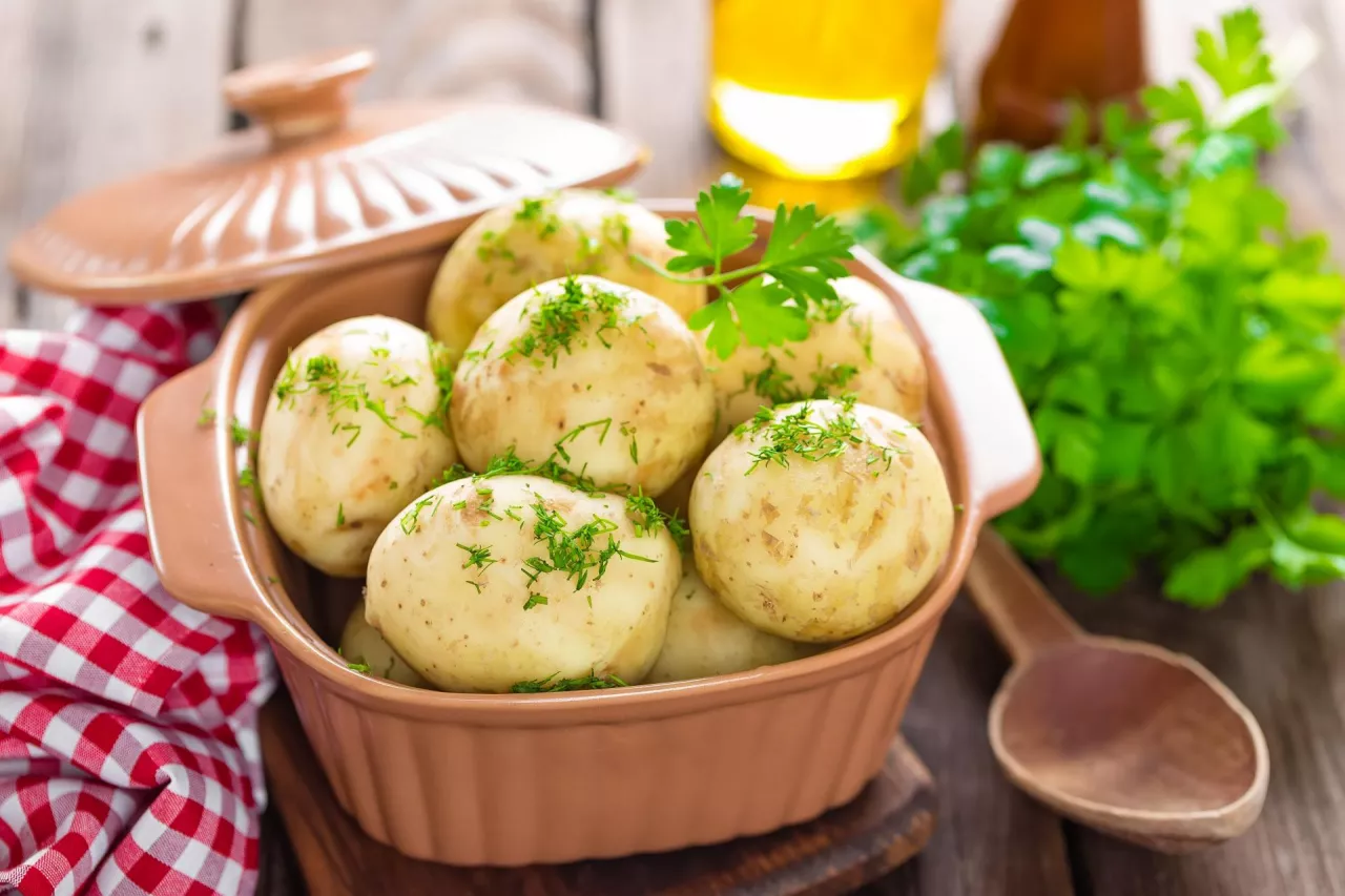 roczne spożycie ziemniaków na osobę w Polsce