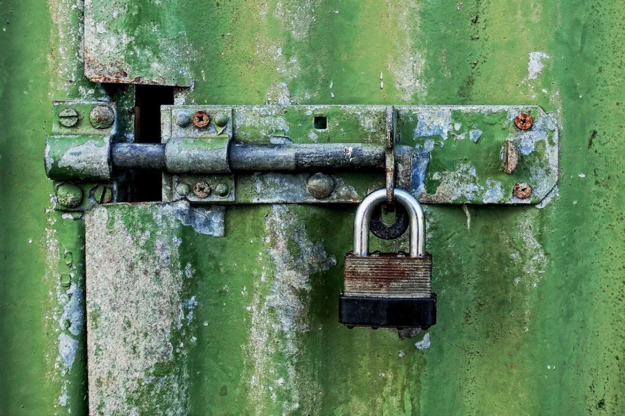 Zabezpieczenie, hasło