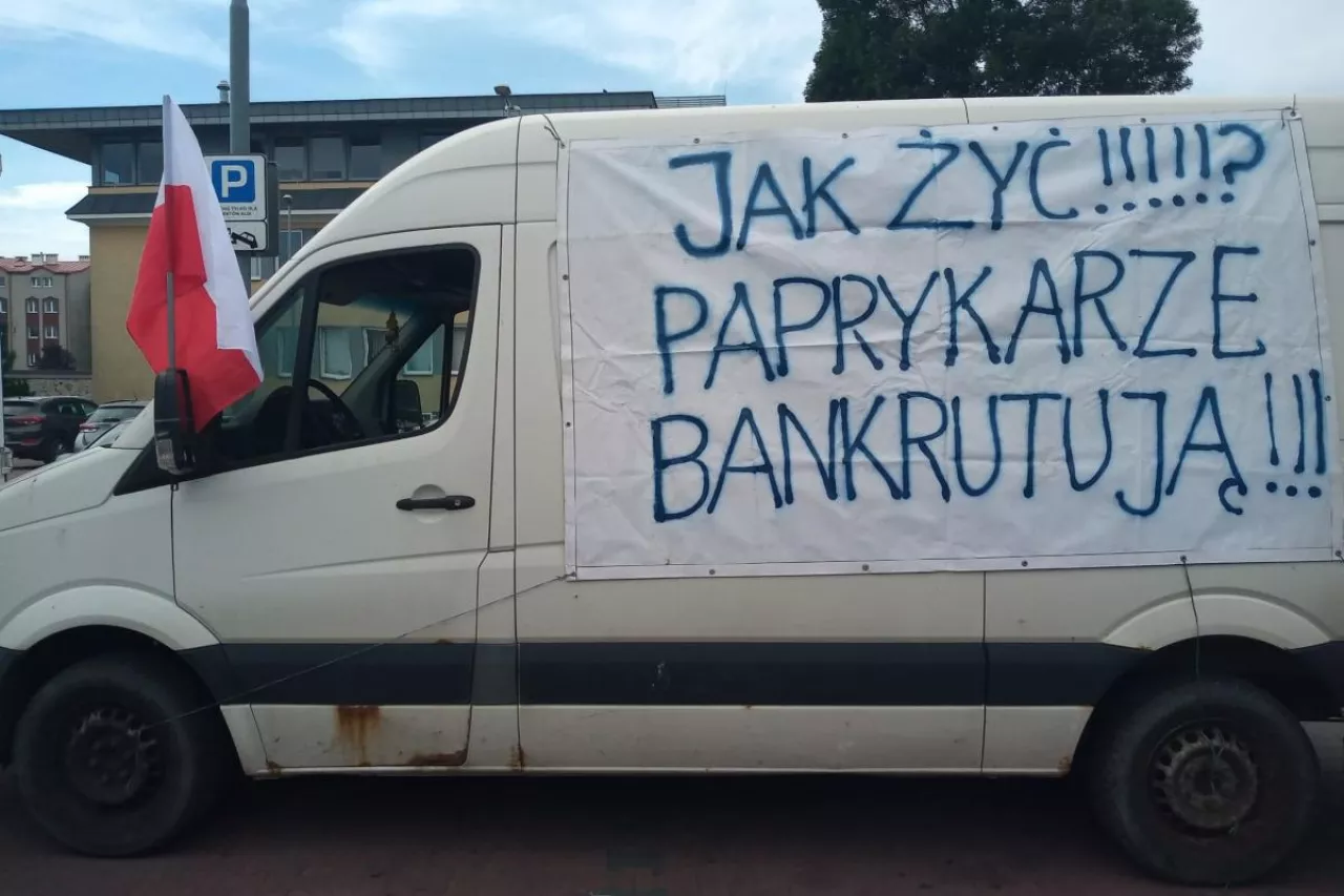 Pikieta producentów papryki