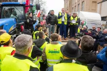 Minister rolnictwa Robert Telus na proteście rolników