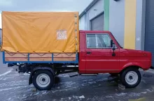 Tarpan ze skrzynią ładunkową