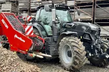 Ciągnik Deutz-Fahr z kombajnem ASA-LIFT