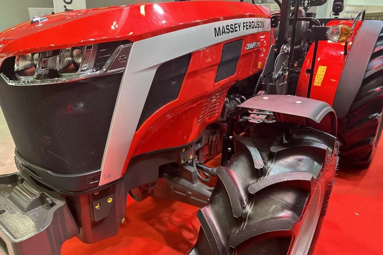 Ciągnik rolniczy Massey Ferguson