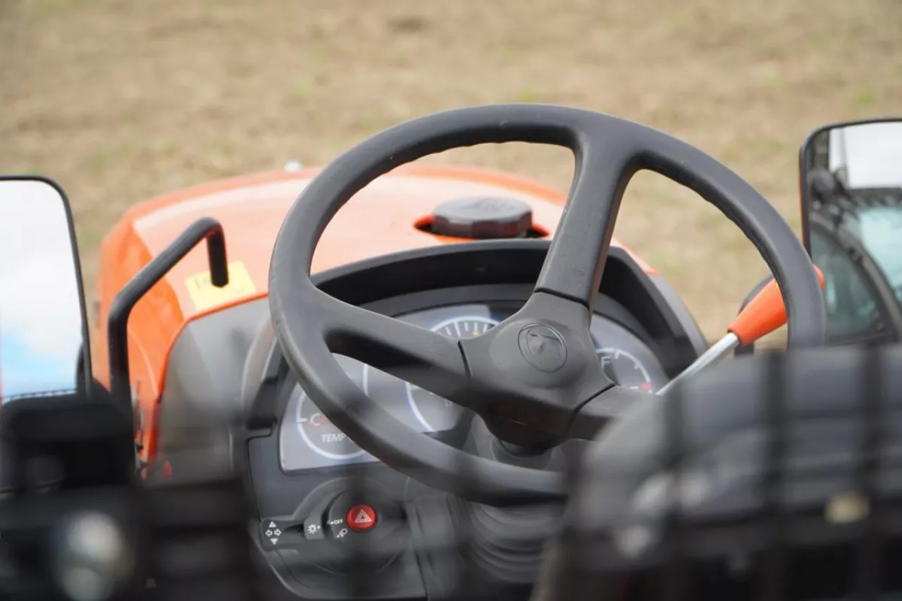 Nowy ciągnik rolniczy Kubota