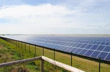 Jaki podatek za grunt między panelami PV a ogrodzeniem?