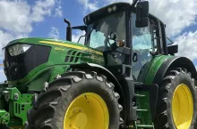 Ciągnik rolniczy John Deere