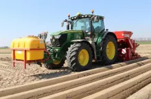 Sadzenie ziemniaków