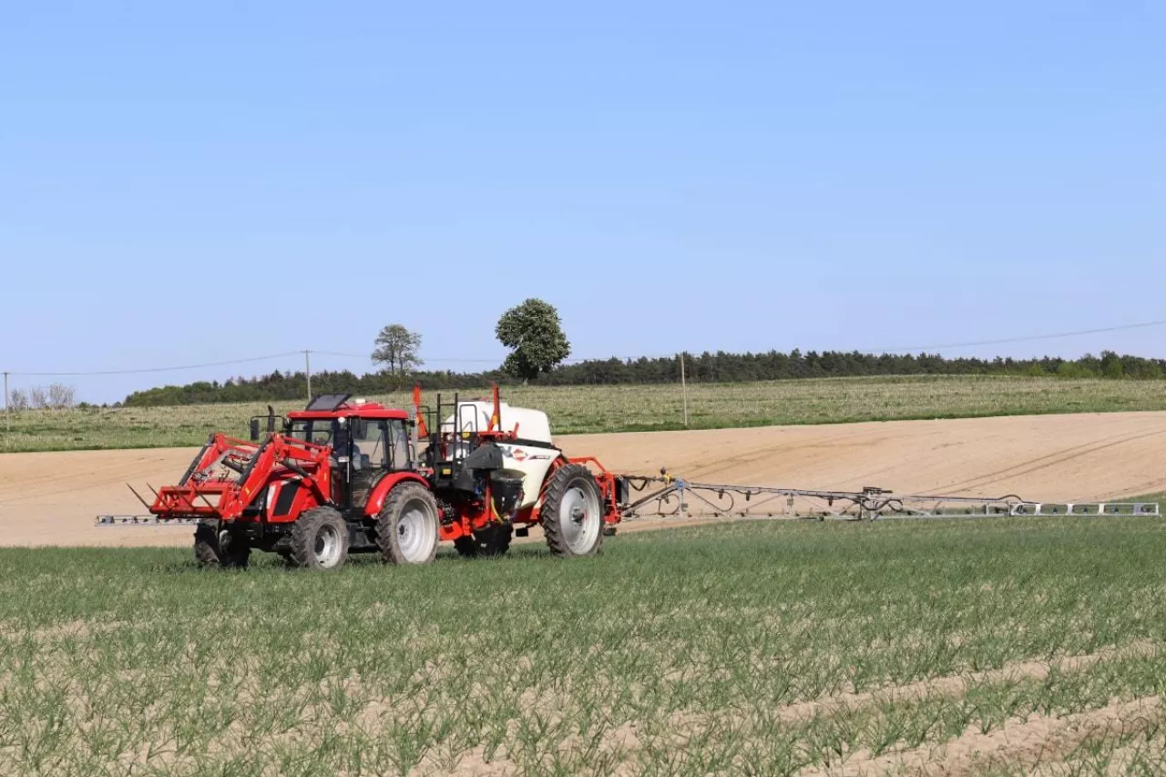 Przed sezonem ochrony należy dokonać przeglądu opryskiwacza