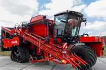 Samojezdny kombajn Dewulf