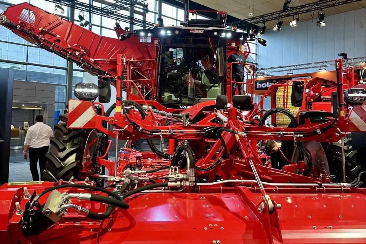 Kombajn do ziemniaków Grimme Varitron 470 XL