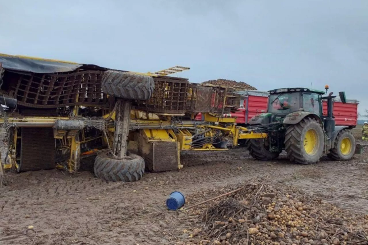 Wypadek przy mechanicznym zbiorze ziemniaków