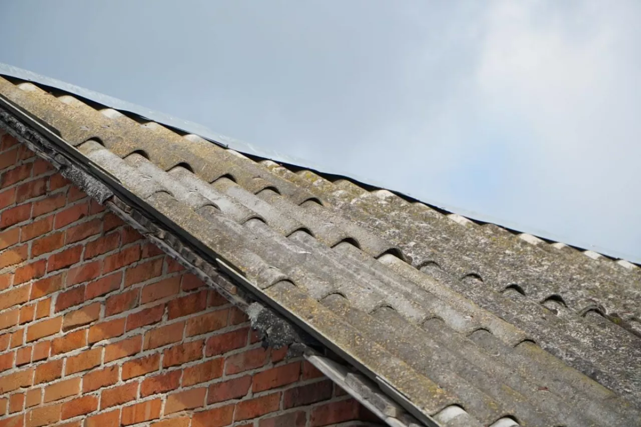 Pokrycia dachowe z eternitu