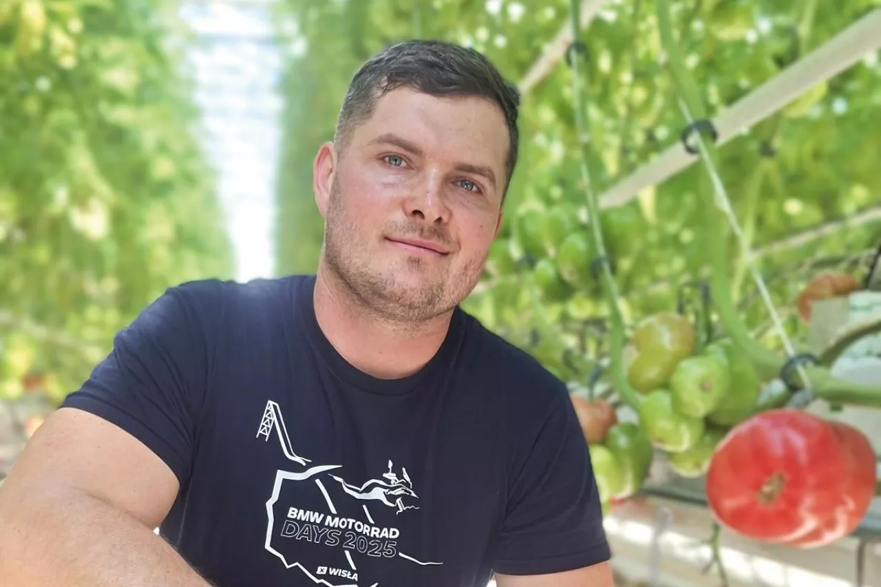 Damian Spodzieja prowadzi gospodarstwo ogrodnicze wraz z żoną i rodzicami 